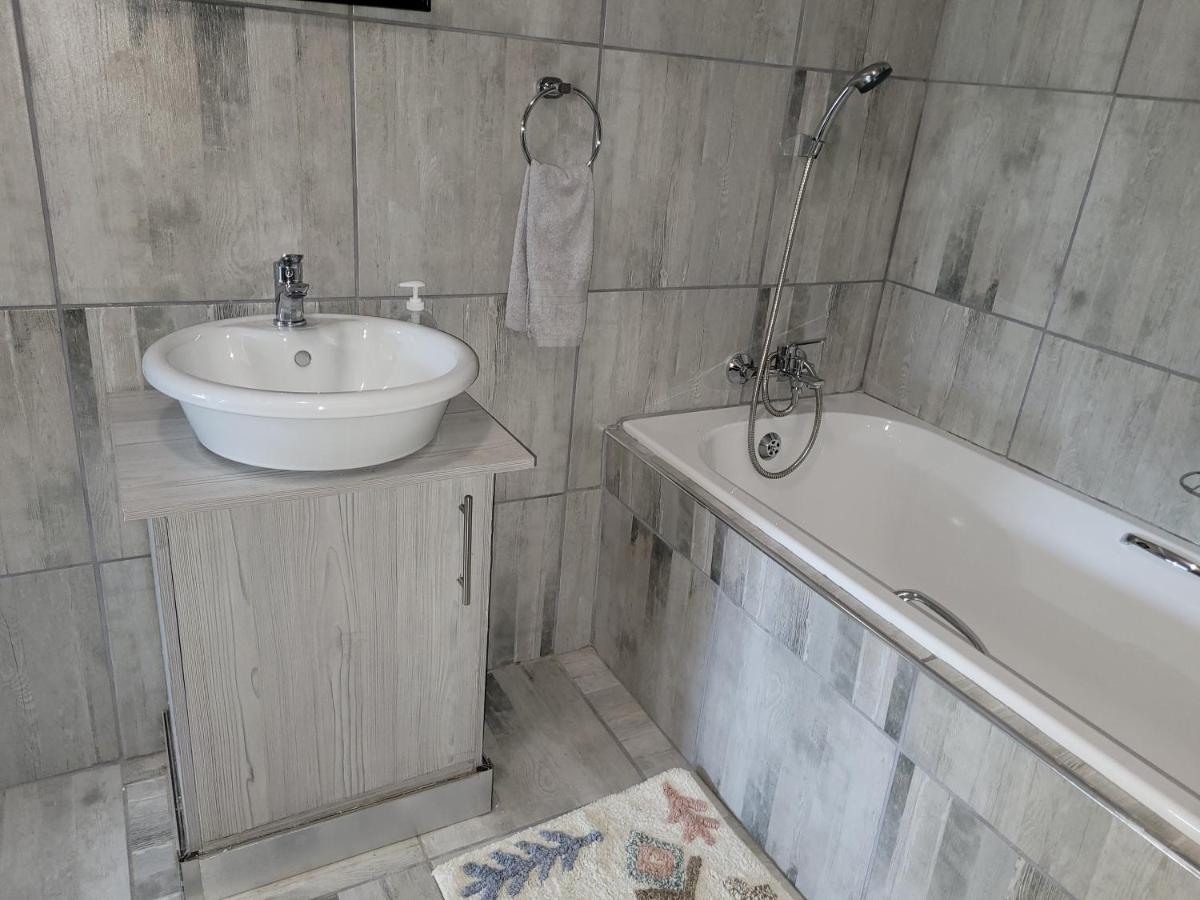 Ayana Bnb Bloemfontein Exterior foto