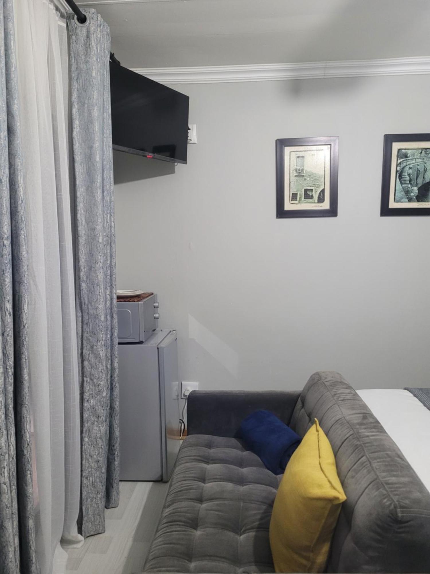 Bed and Breakfast Ayana Bnb Bloemfontein Exterior foto